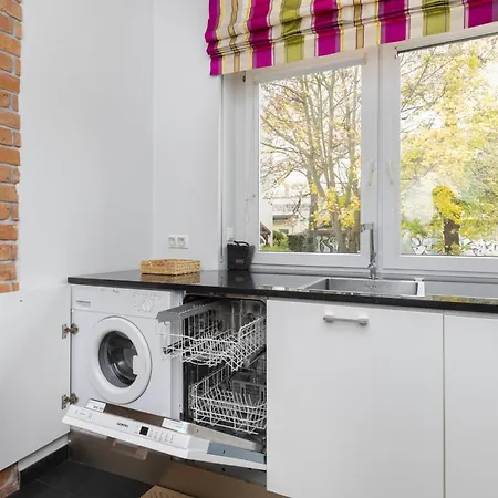 Apartamento Stylish Parkowa In By Renters