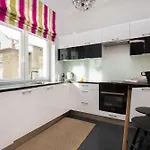 Stylish Parkowa In By Renters アパート ソポト