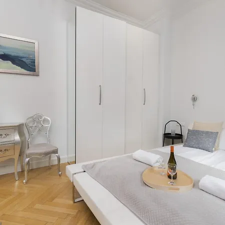 Stylish Parkowa In By Renters Zoppot