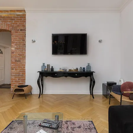 Stylish Parkowa In By Renters *