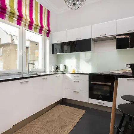 Stylish Parkowa In By Renters アパート ソポト