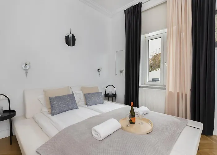 Stylish Parkowa In By Renters * Sopot