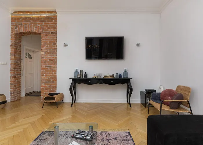 Stylish Parkowa In By Renters *