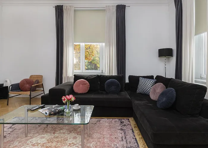 Stylish Parkowa In By Renters Apartament *