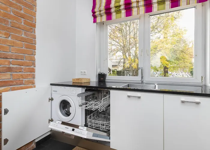 Apartament Stylish Parkowa In By Renters